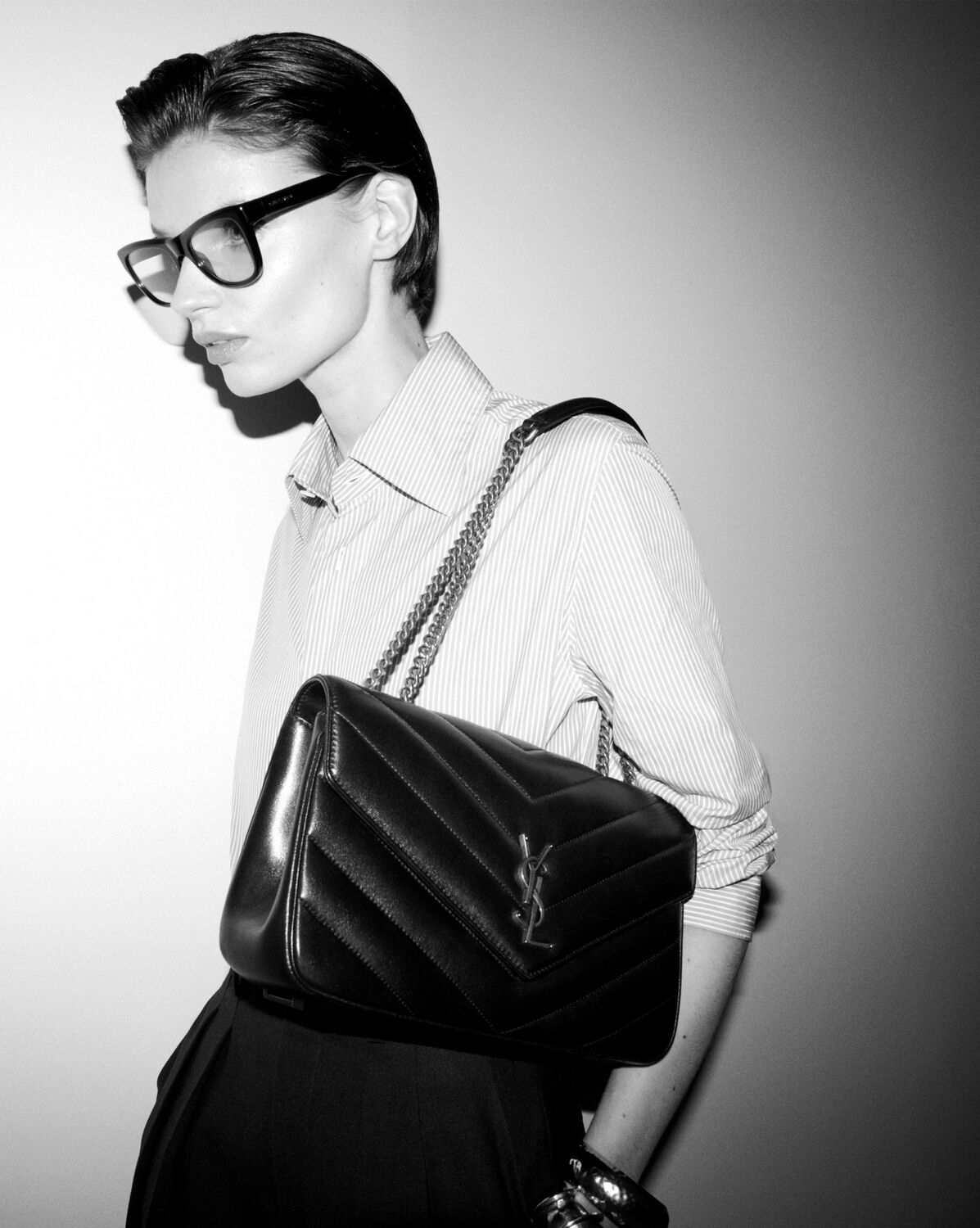 YSL LOULOU medium in MATELASSÉ lambskin - Image 2